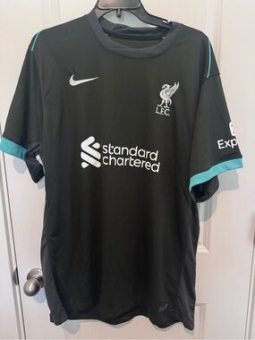 Nike Liverpool FC 24/25 Away Jersey #38 Gravenberch
